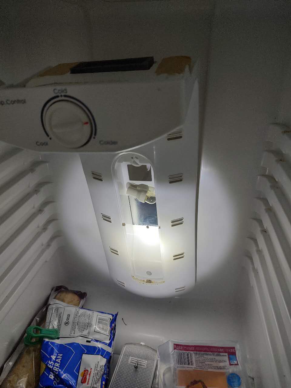 Frigidaire · Réfrigérateur